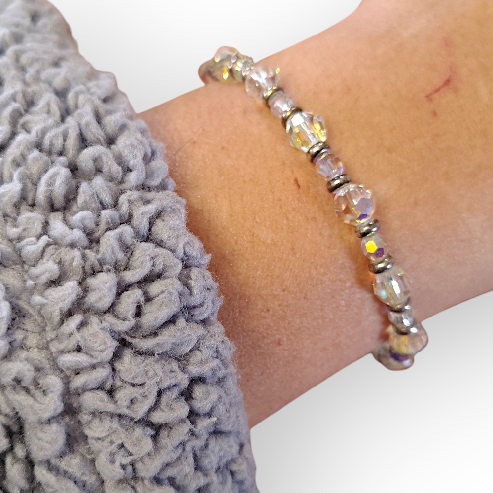 Elegant Crystal Beaded Bracelet
